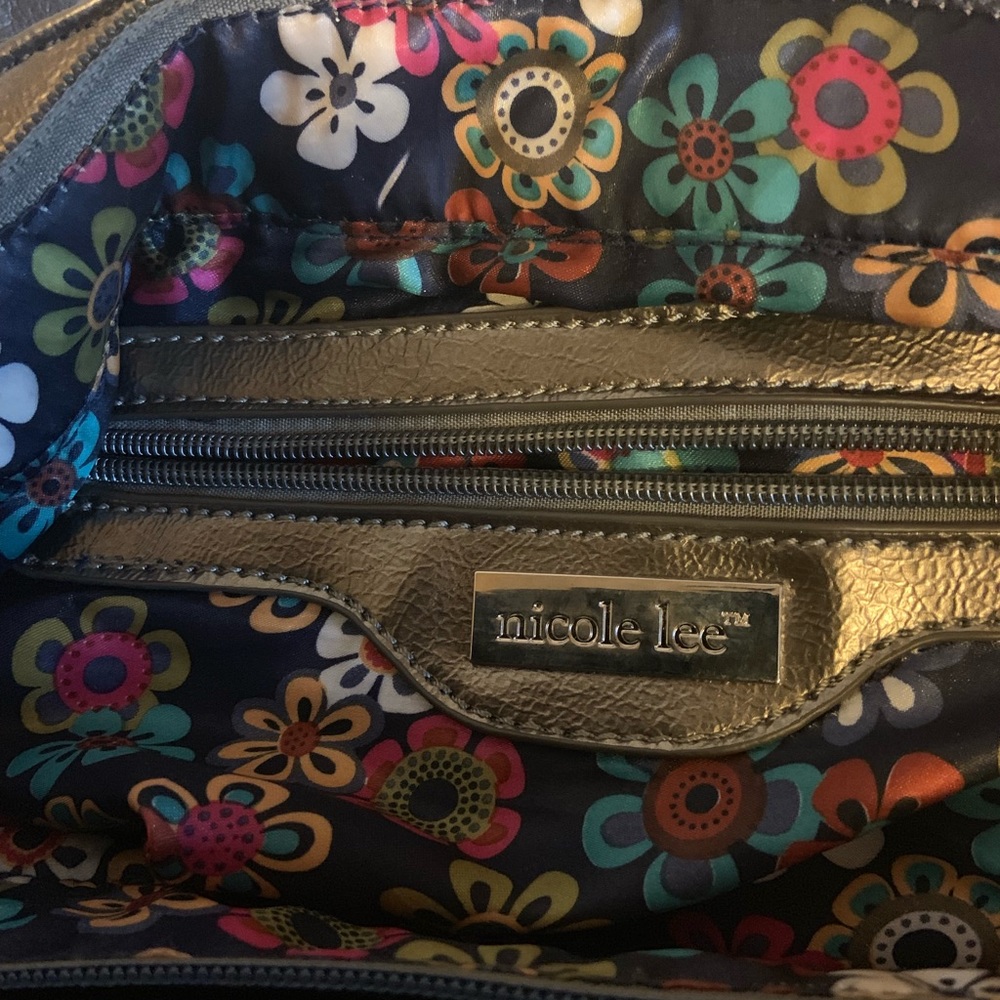Gray Metallic Purse - Picture 4 of 4